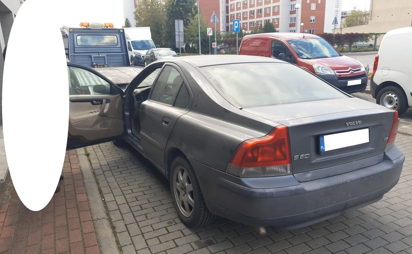 volvo-s60-37670970.jpg