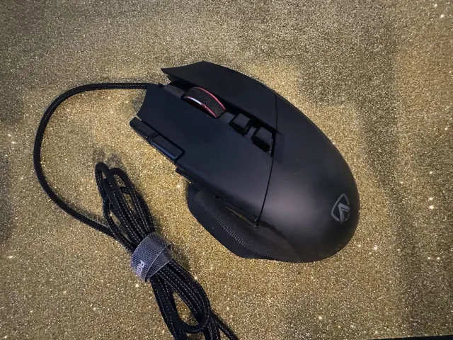 Świetna mysz, która nie wydrenuje portfela. Oto AGM600 od AOC [RECENZJA]