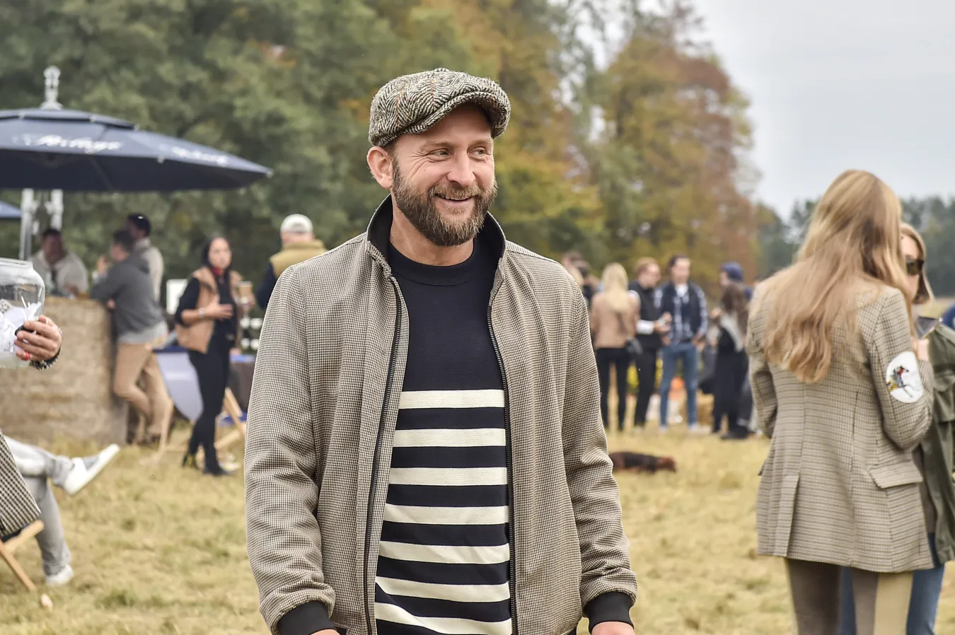 Borys Szyc szczerze o alkoholizmie:  Nie da rady zaszyciem sobie czegoś w tyłku tego załatwić