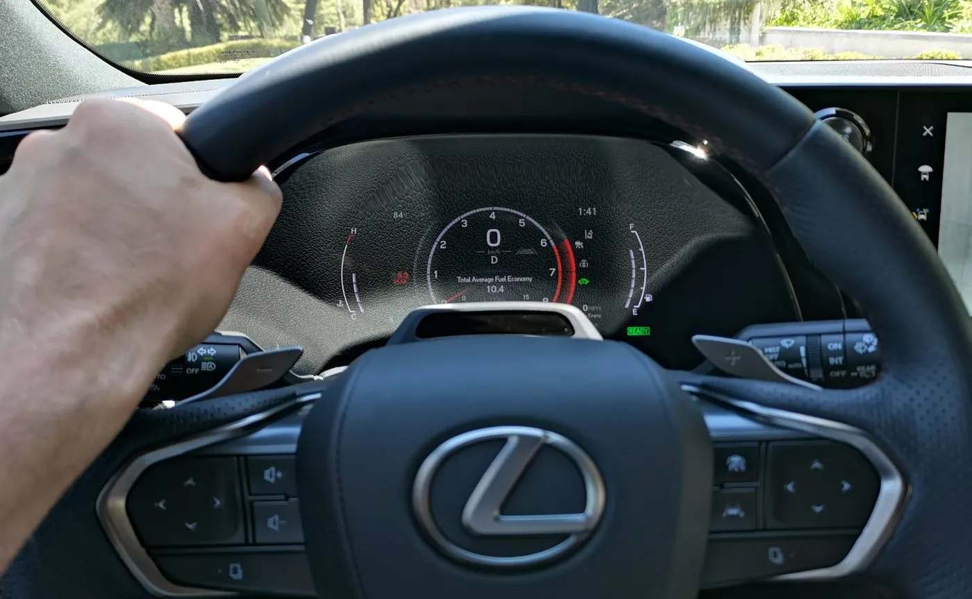 Lexus imponuje technologią. Japońska rewolucja już w Polsce