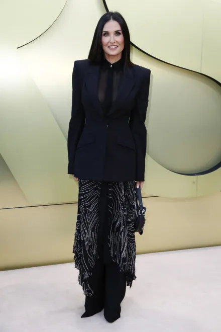 demi-moore-37735191.jpg