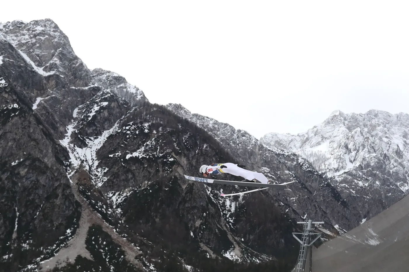 Kraft wygrywa w Planicy. Żyła najlepszym z Polaków