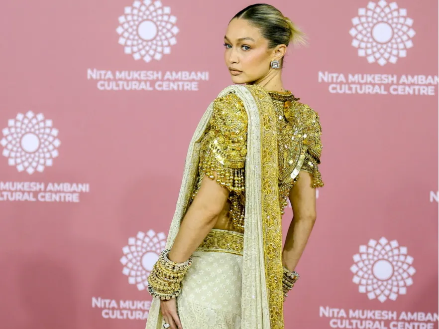 "Piękno wcielone". Zachwycająca Gigi Hadid w Bombaju [FOTO]