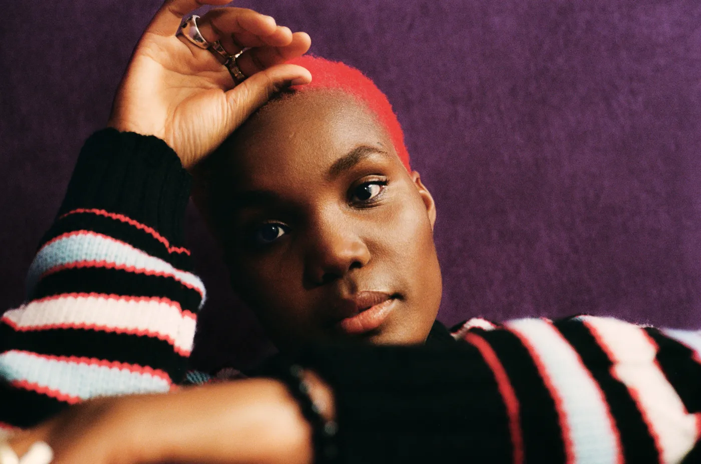 Arlo Parks prezentuje teledysk do nowego singla "Blades"