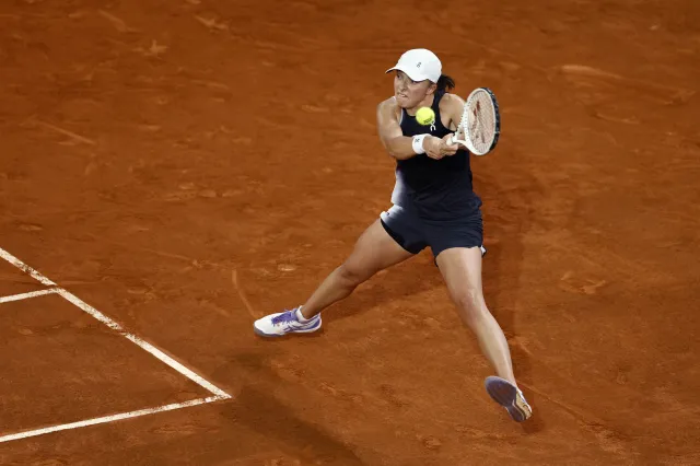 Zamknięty krąg Igi Świątek. Tenis dostarcza patologicznych przykładów [FELIETON]