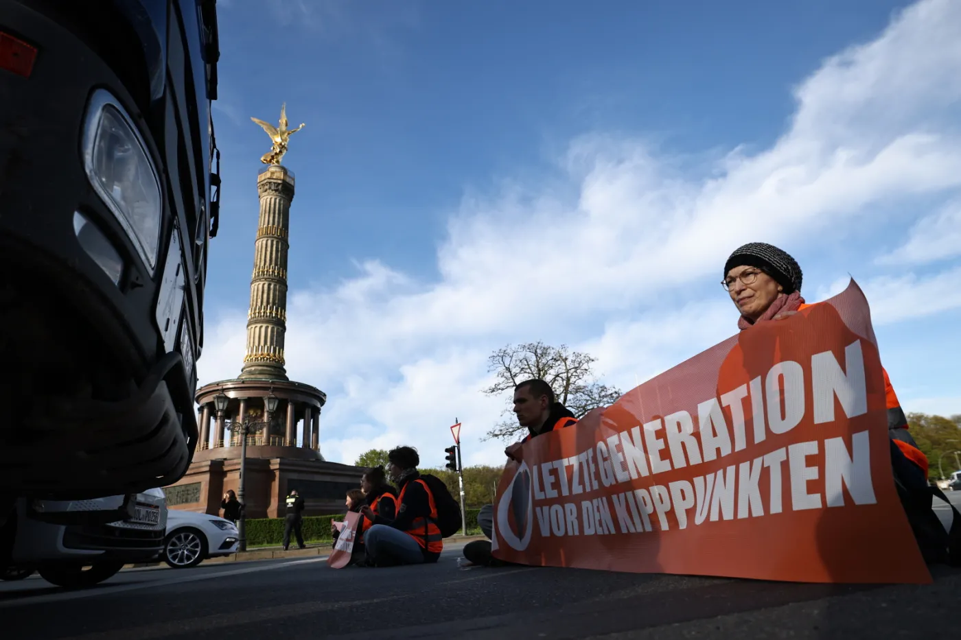 Protesty w Berlinie. "Ostatnie Pokolenie" chce, by rząd zajął się zmianami klimatu