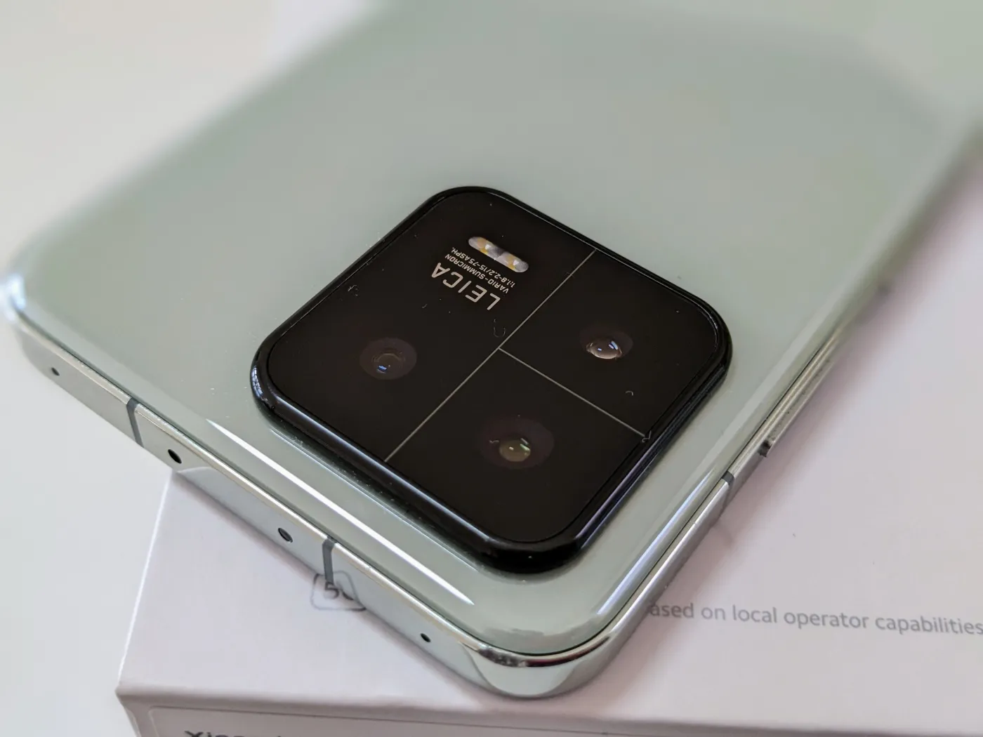 xiaomi-13-37786170.jpg
