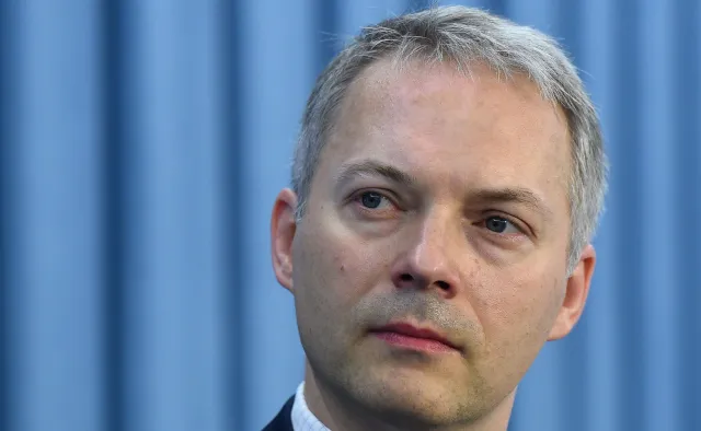 Pies posła Jacka Żalka został pogryziony. Sąd wydał orzeczenie