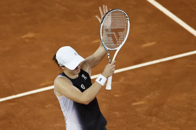 Świątek w trzeciej rundzie turnieju w Madrycie. Pera będzie jej kolejną rywalką