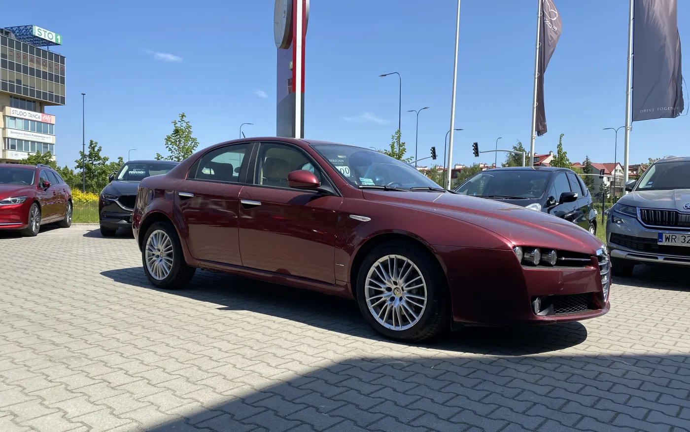 Alfa Romeo 159 lepsza niż BMW? Sprawdzamy auto z ogłoszenia