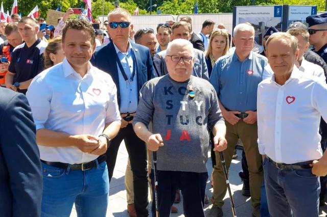 Marsz 4 czerwca. Tusk: Nikt nas dzisiaj nie zagłuszy. Olbrzym się obudził