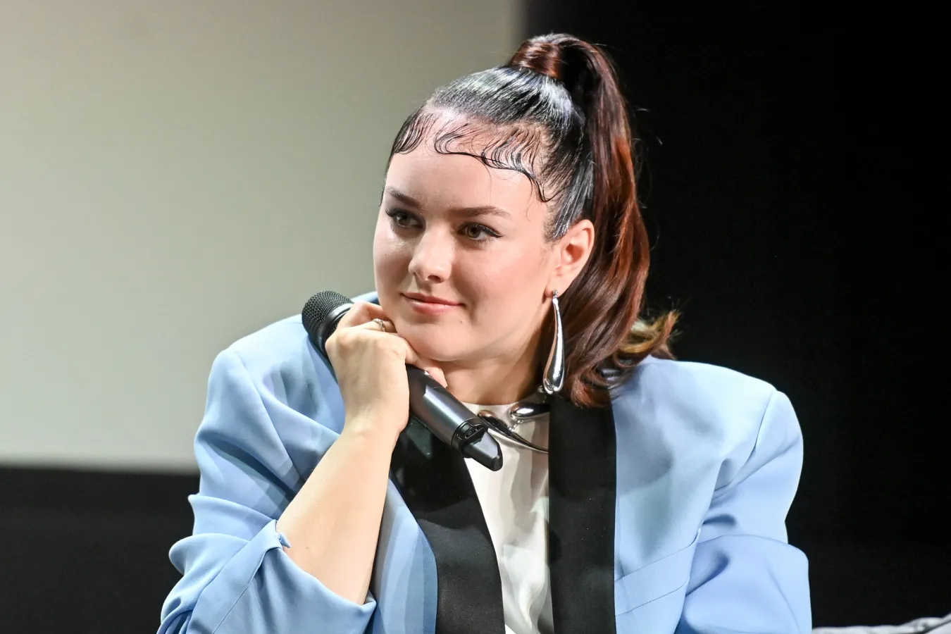 Ewa Farna nie jest katoliczką. Jakie jest jej podejście do wiary i Kościoła?