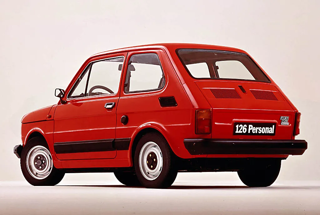 fiat-126p-37743428.jpg