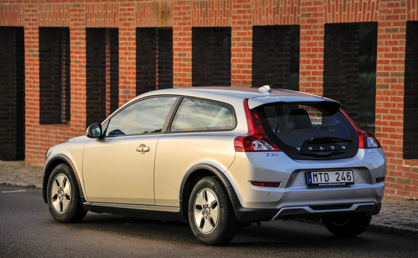 volvo-c30-37842427.jpg