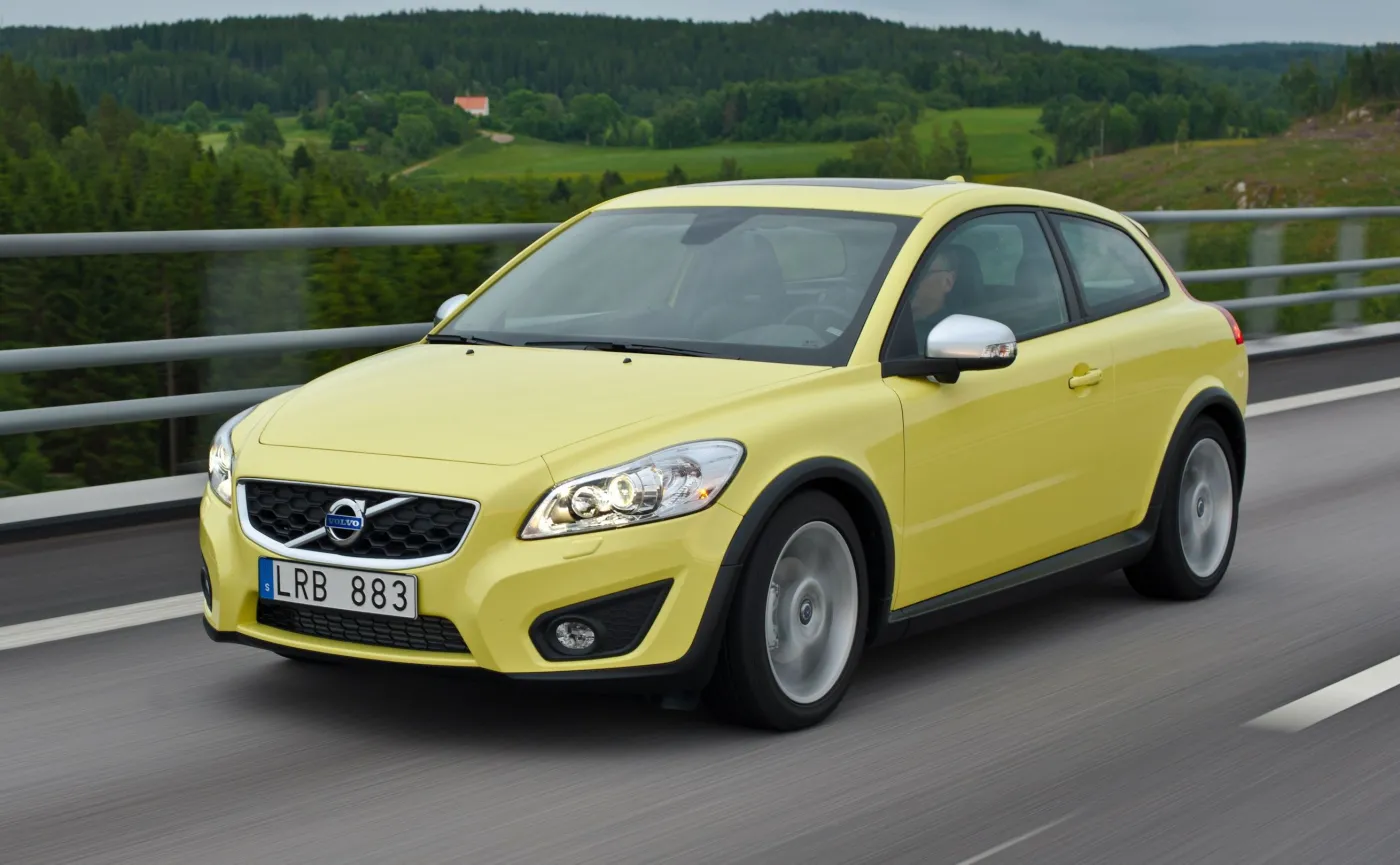 volvo-c30-37842432.jpg
