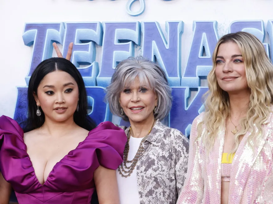 "Coś tu nie gra...". Zachwycająca forma 85-letniej Jane Fondy nie przekonuje internautów [FOTO]