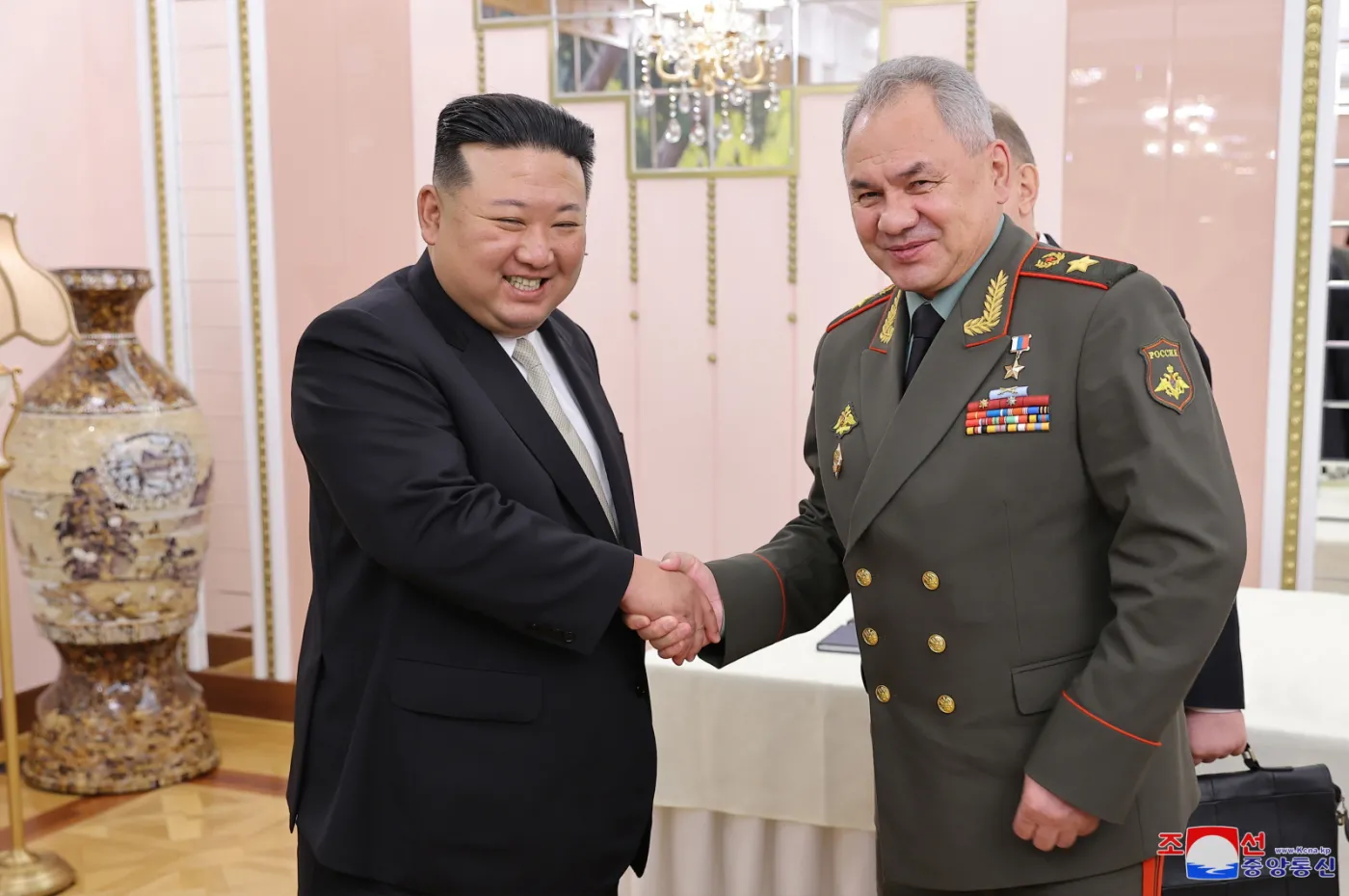Spotkanie Kim Dzong Una z Siergiejem Szojgu