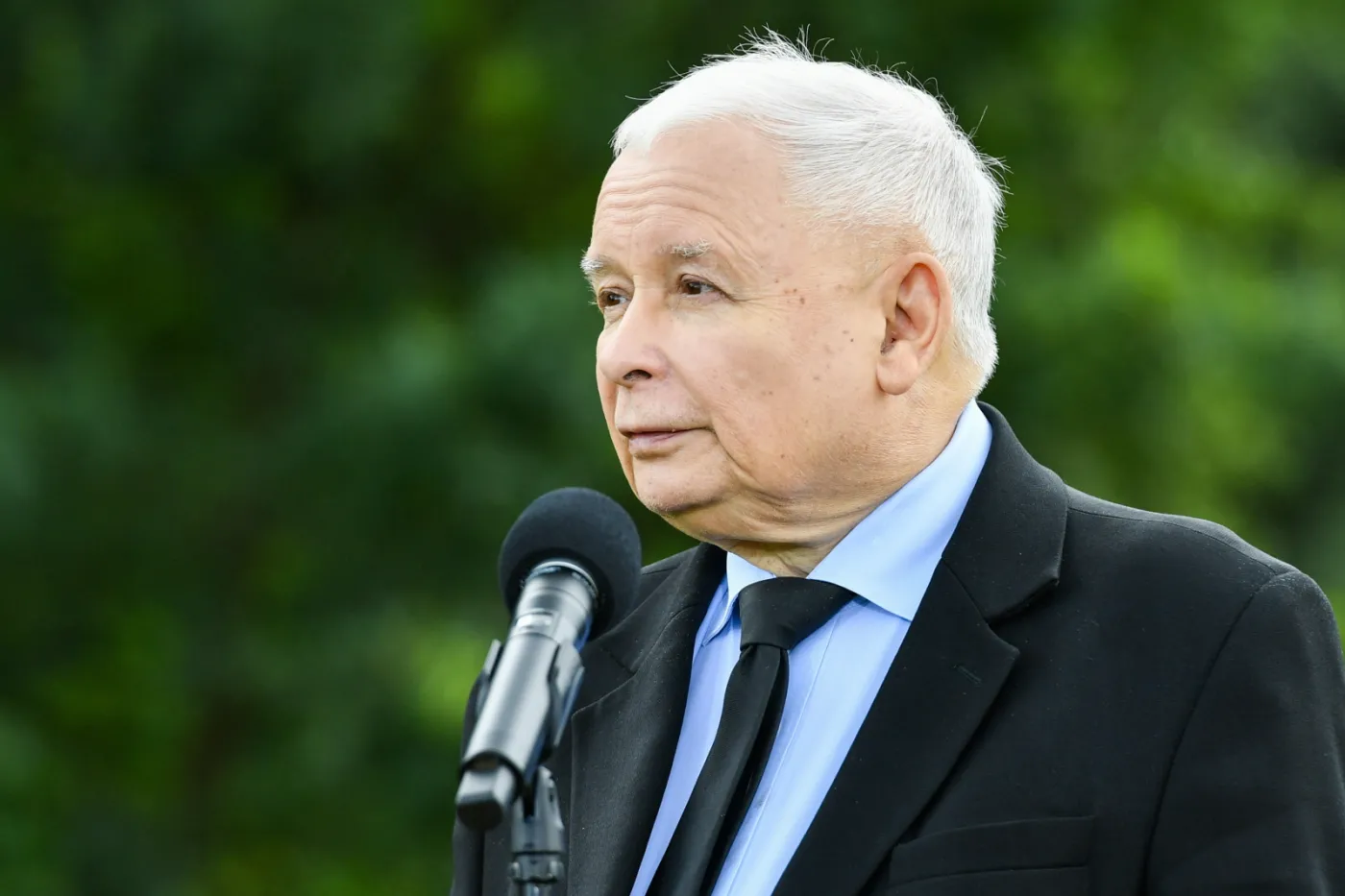 "Prezes PiS skutecznie uwikłał swoich ludzi w działania dwuznaczne moralnie"