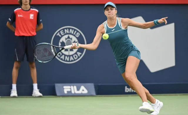 Linette przegrała z Azarenką w 1. rundzie turnieju WTA w Montrealu