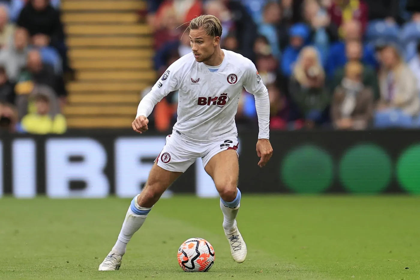 Matty Cash strzelił gola w meczu z Hibernian. Aston Villa w Lidze Konferencji [WIDEO]