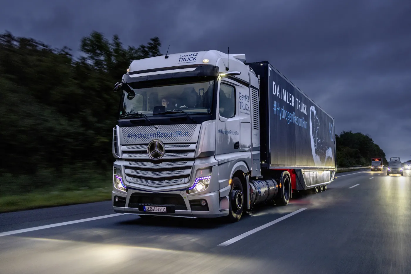 1000 km bez tankowania i zero spalin. To wielka nadzieja dla transportu