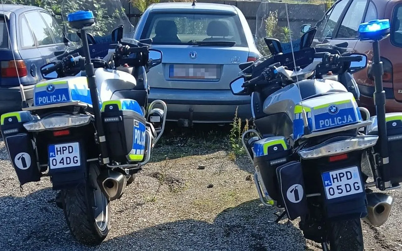 Po pijaku pojechał do sklepu, ale już nie wrócił, bo zasnął na trawniku. Czy teraz obudzi się w więzieniu?