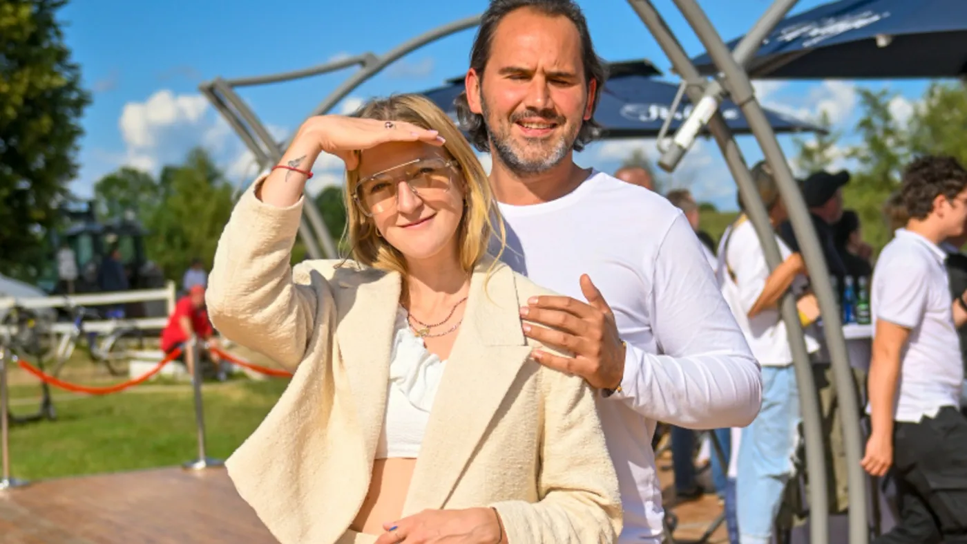 Lara Gessler kończy karmić syna piersią. Zabawna reakcja jej męża