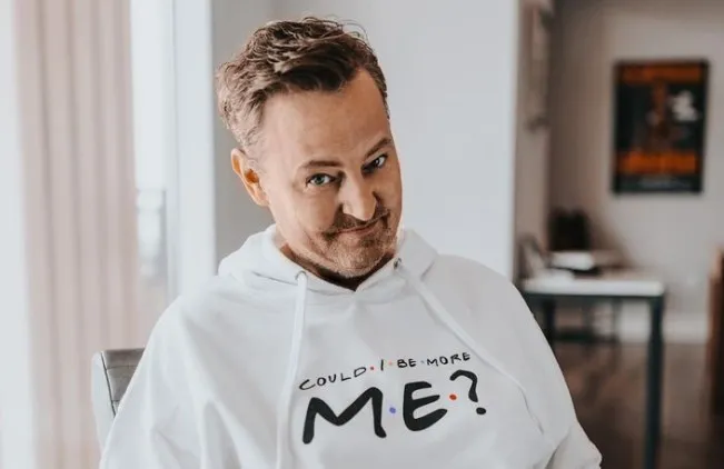 Niezwykłe pożegnania Matthew Perry'ego. Przyjaciele przerywają milczenie