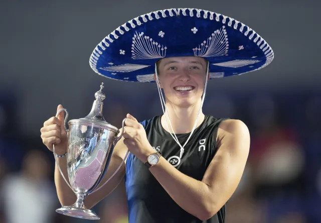 Czy dominacja Igi Świątek szkodzi tenisowi? [FELIETON]