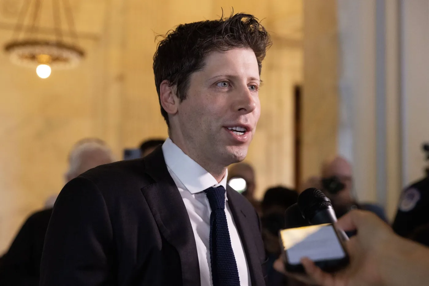 Zaskakujący zwrot w sprawie Altmana. OpenAI przestraszyło się buntu na pokładzie