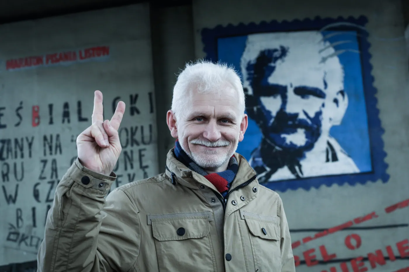 Białoruski reżim wpisał na listę "ekstremistów" noblistę Alesia Bialackiego