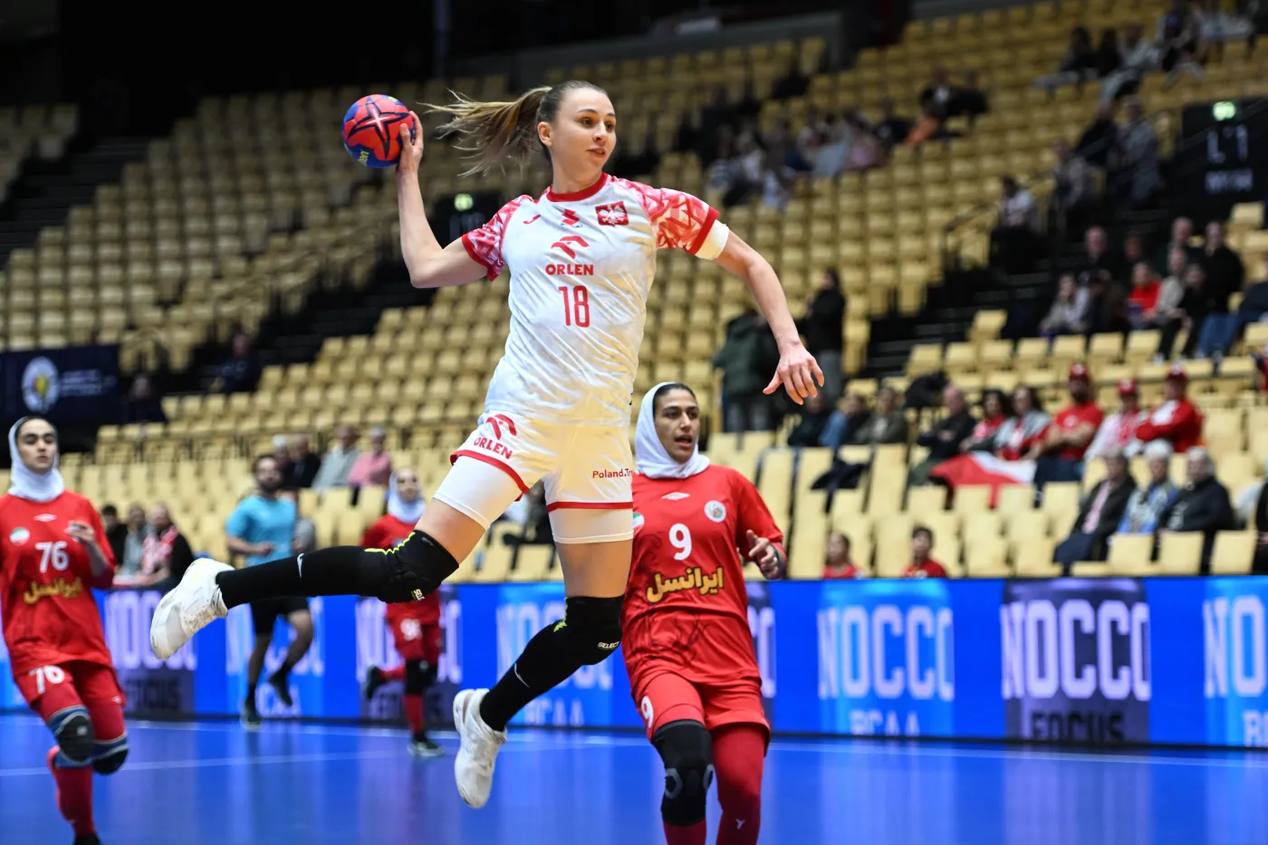 MŚ piłkarek ręcznych. Nie było co zbierać. Polki efektownie rozpoczęły turniej