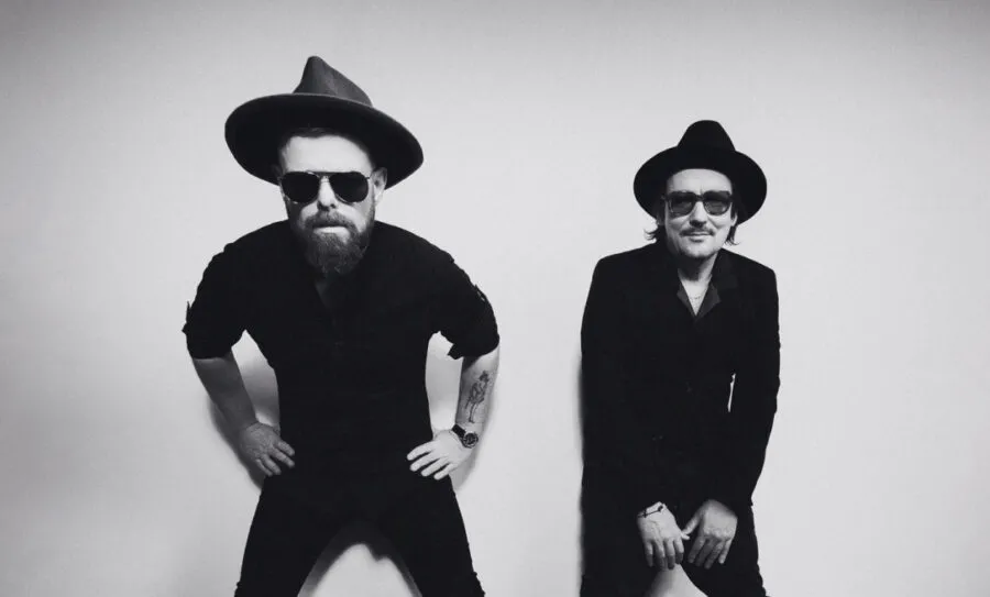 Smolik/Fox "Belly Of The Whale". Ukryty w brzuchu skarb [RECENZJA]