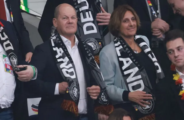 Gorzka porażka Scholza. SPD traci poparcie wyborców