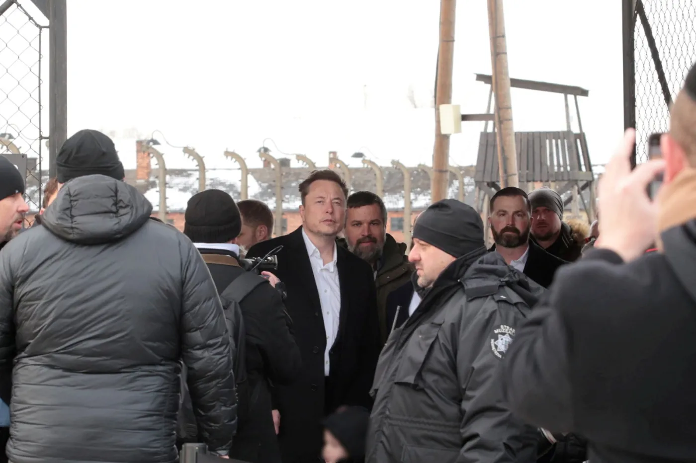 Elon Musk w Muzeum Auschwitz-Birkenau