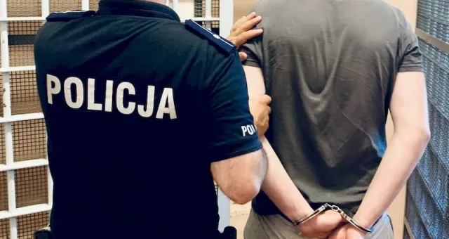 21-latek zatrzymany za kradzież. Policjantom wydał go własny pies