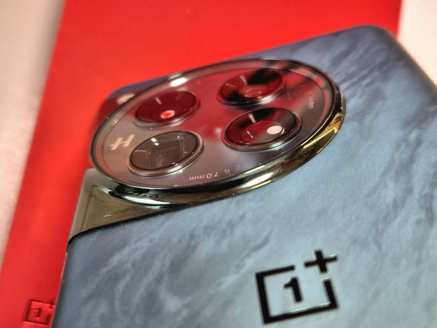oneplus-12-38086216.jpg