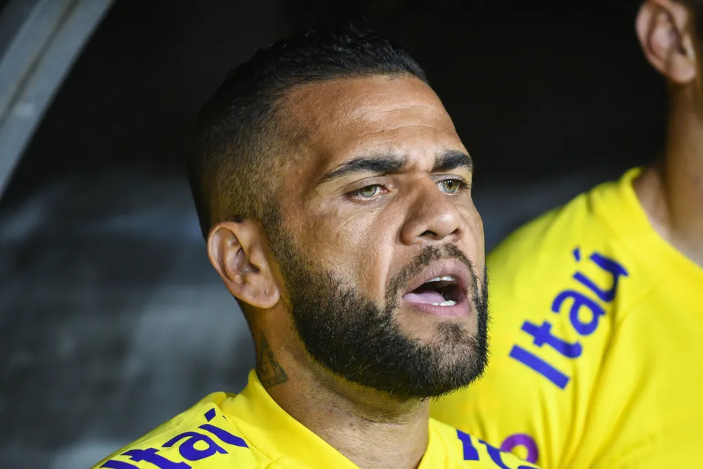 Dani Alves formalnie oskarżony o napaść na tle seksualnym