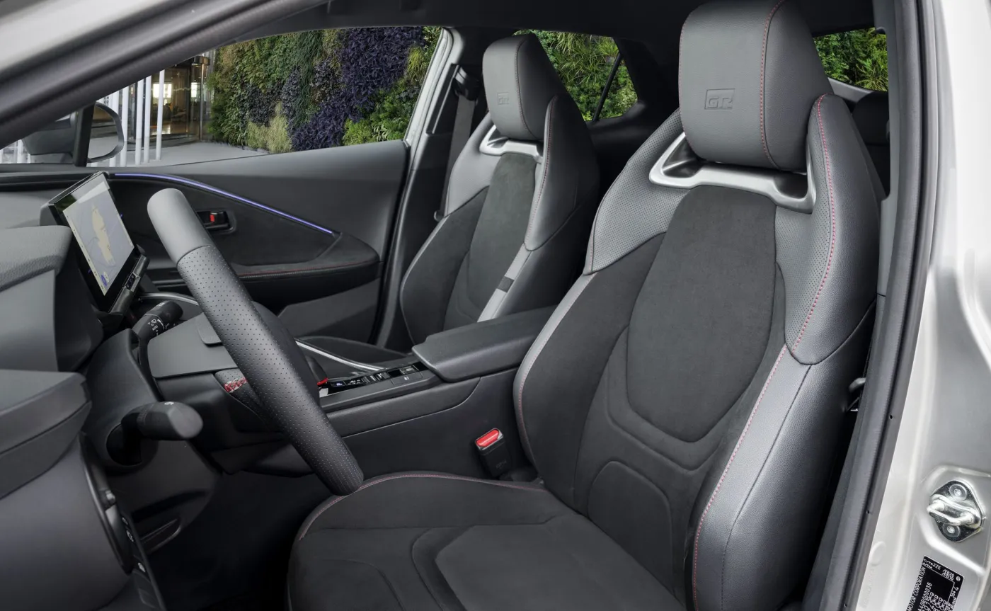 toyota-chr-38099999.jpg