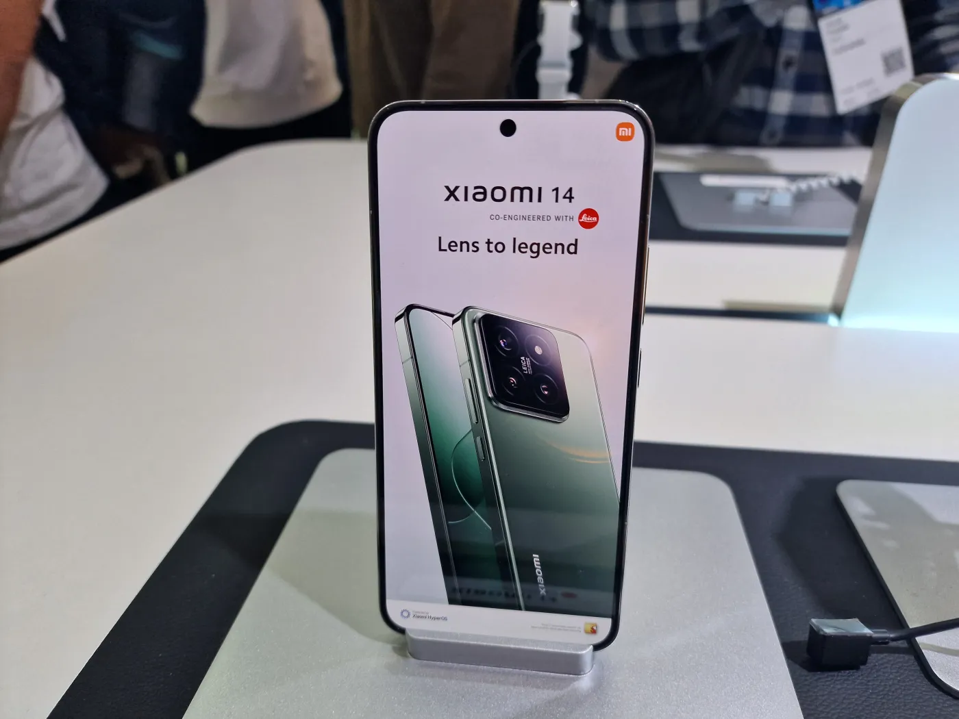 Takiej afery jeszcze nie było. Najnowszym flagowcem Xiaomi nie da się robić zdjęć