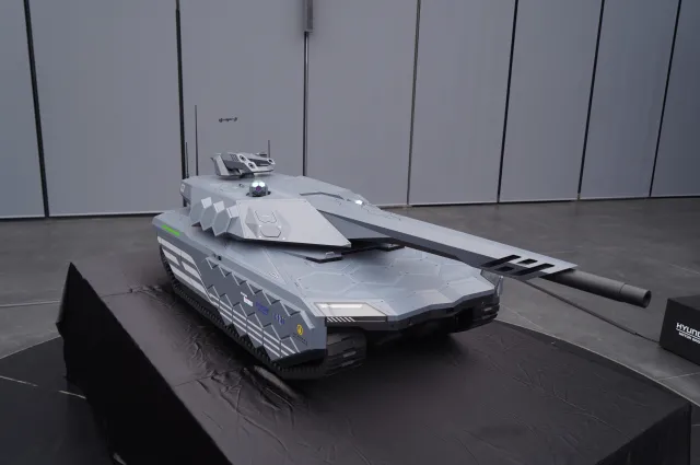 Stalowy potwór z przyszłości. Koreański projekt niewidzialnego czołgu rodem z filmów SF [ZDJĘCIA]