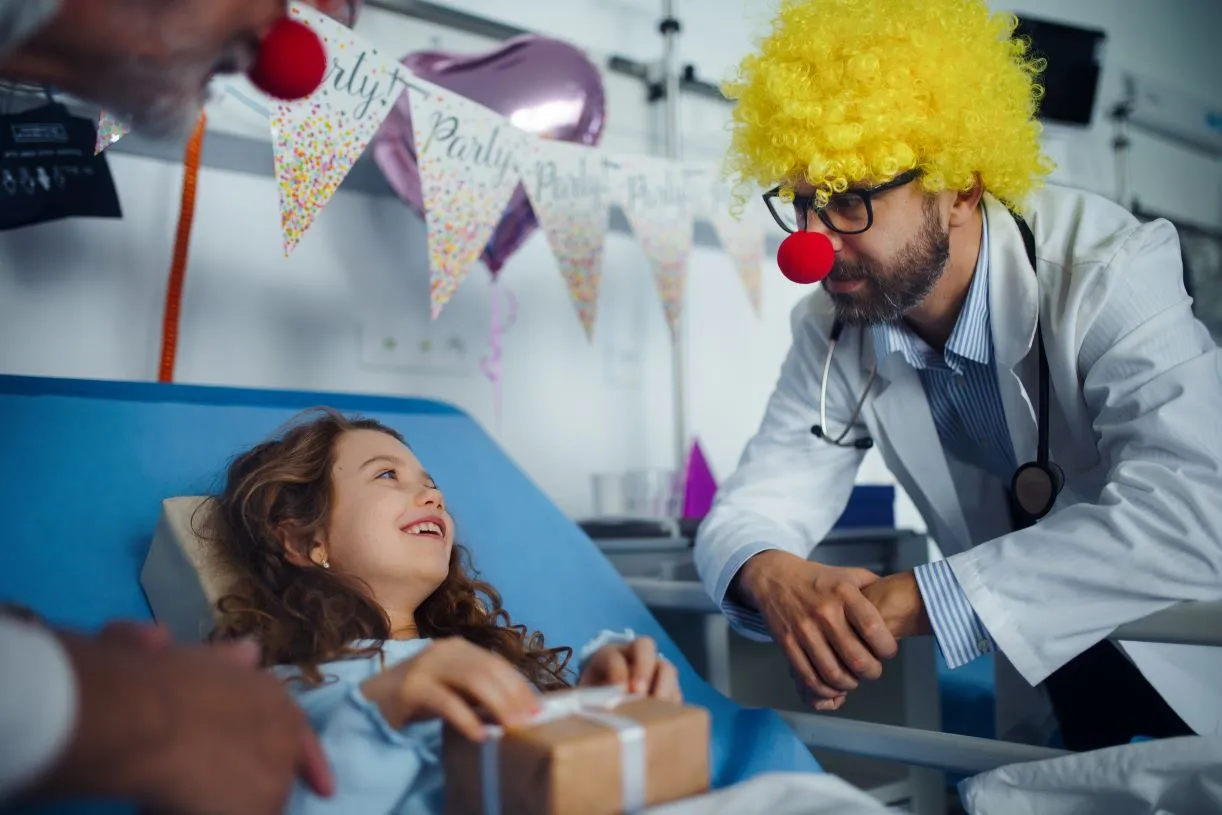 clown klaun doktor szpital choroba fundacja