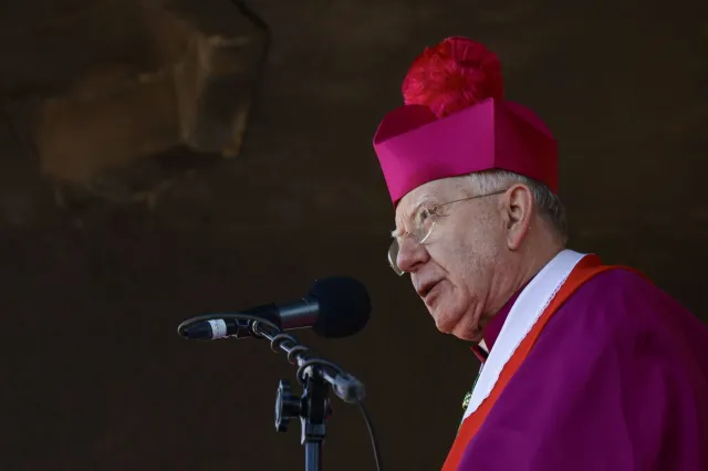 Abp Jędraszewski ma zamieszkać w specjalnej rezydencji. "Istne Castel Gandolfo"