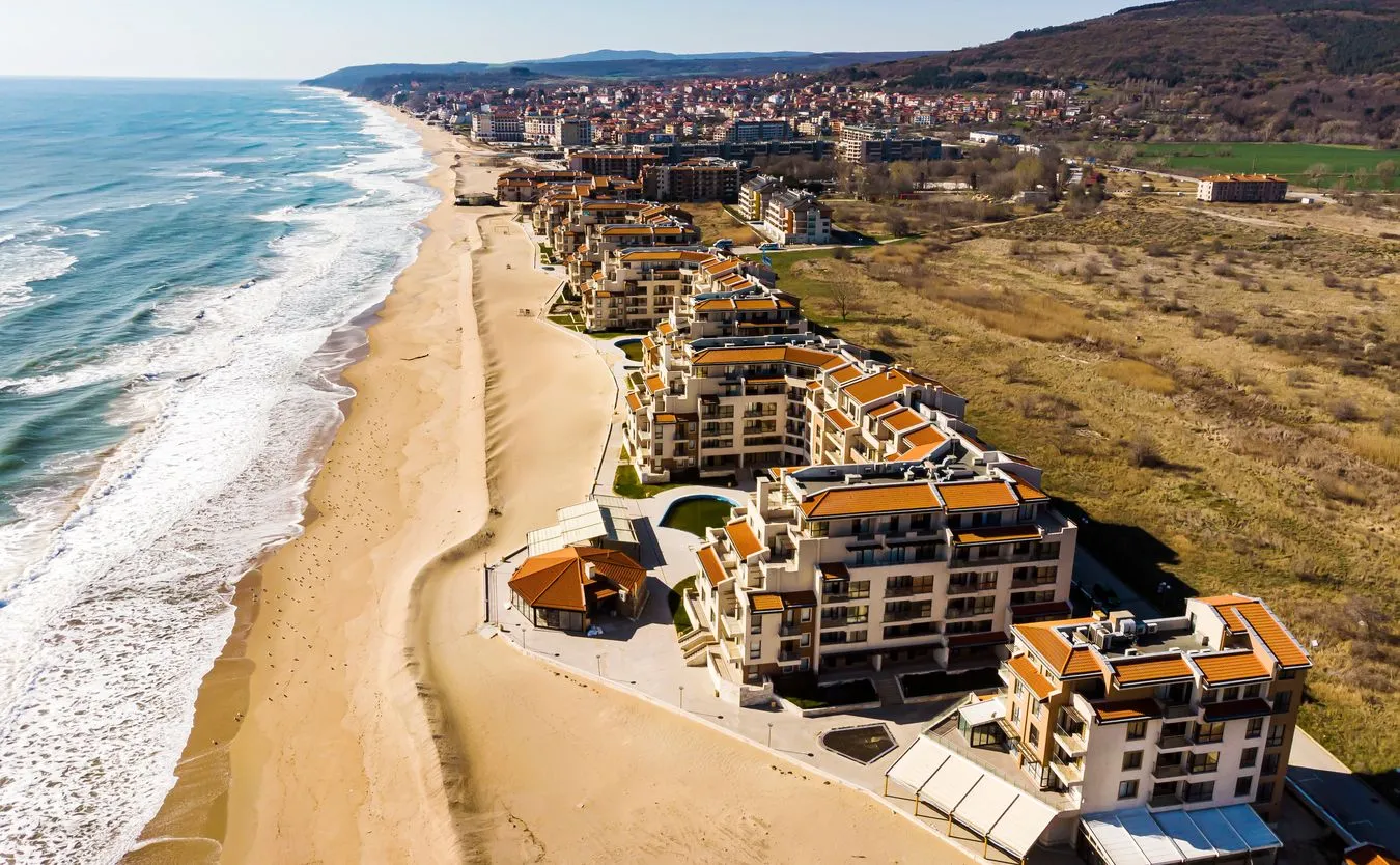 Te dwa kraje są już w strefie Schengen. Ułatwienia dla turystów, ale…