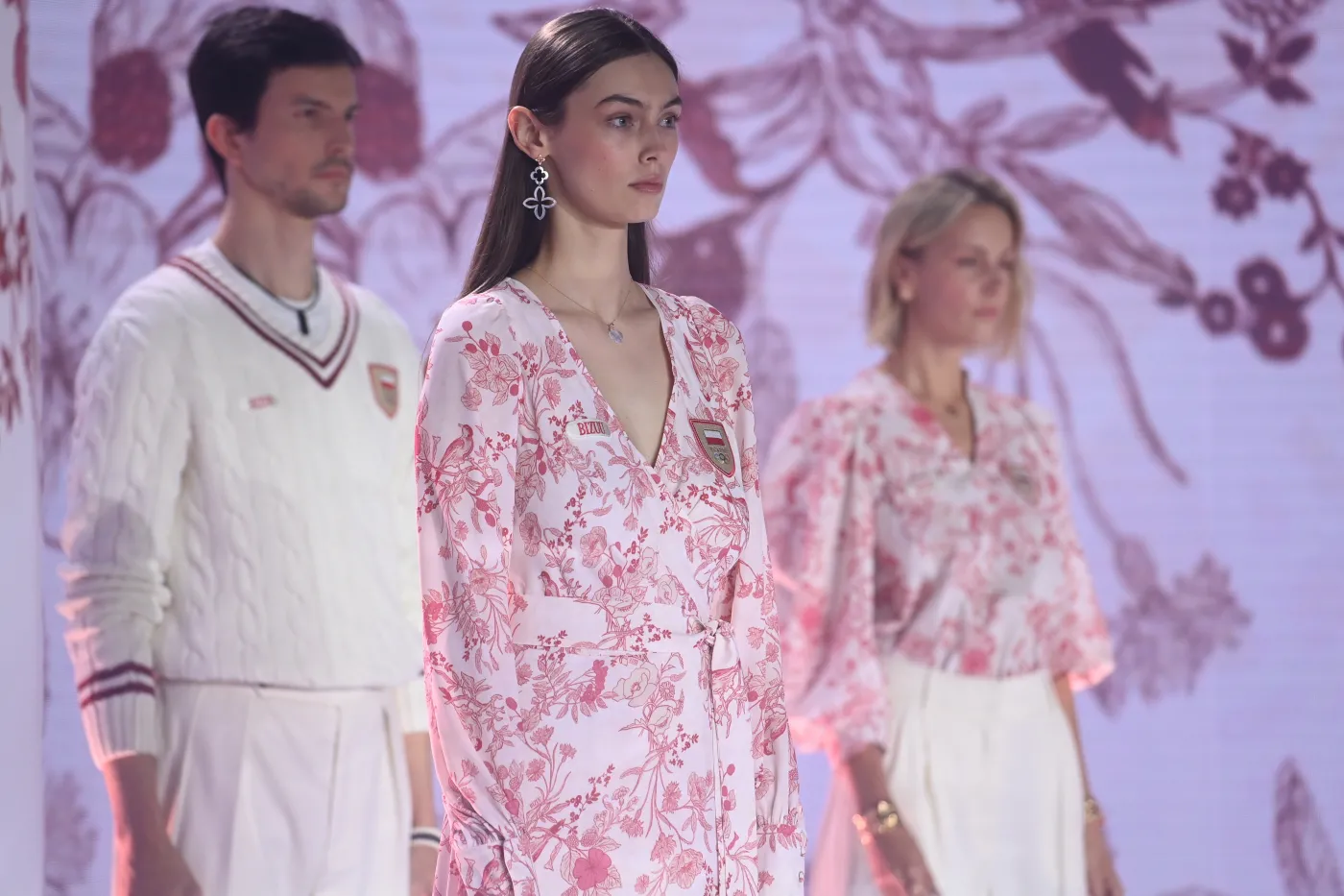 Stroje Polaków na igrzyska olimpijskie w Paryżu. Zobacz i oceń czy ładne [FOTO]