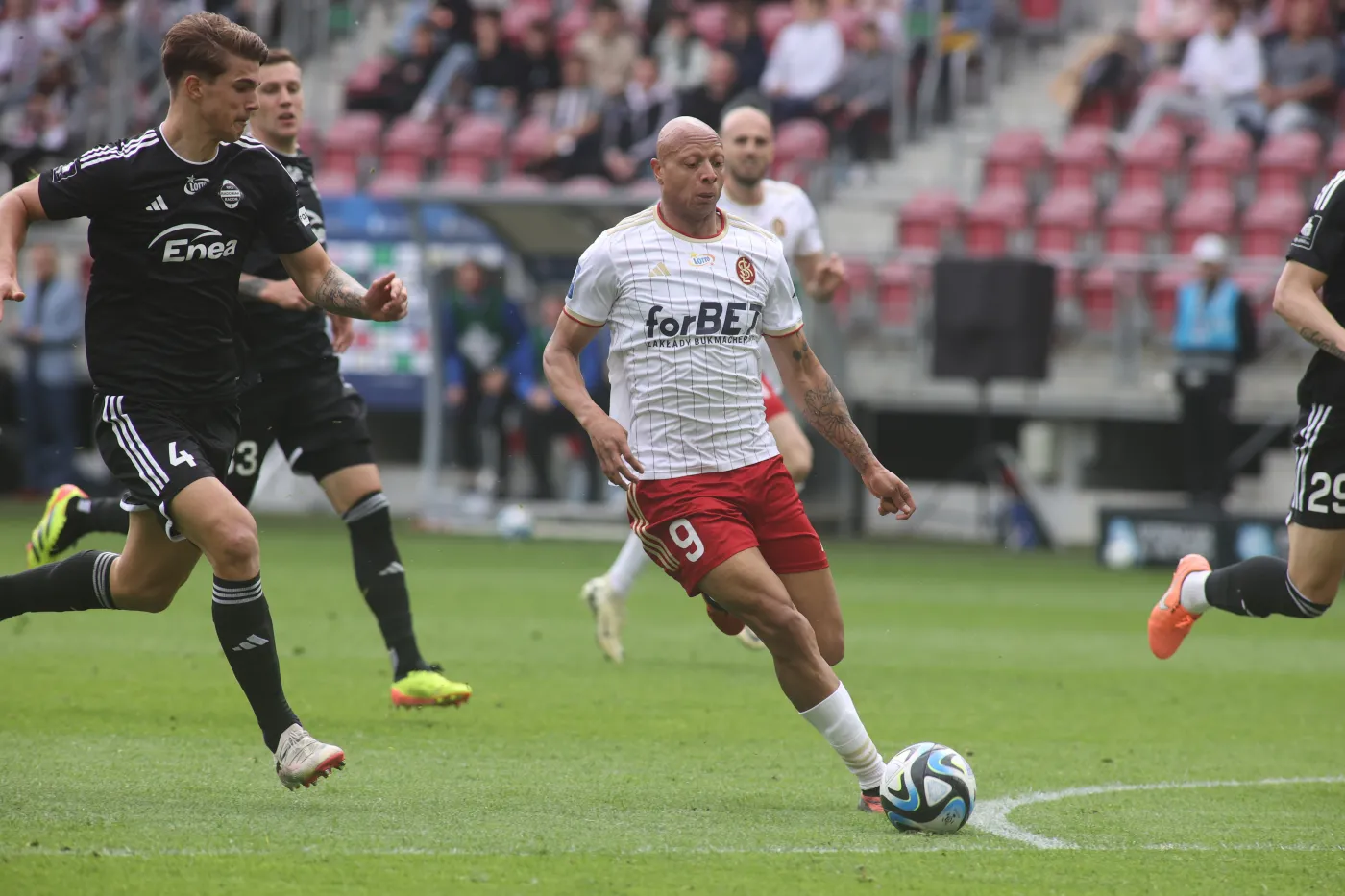 Kay Tejan i Luka Vuskovic