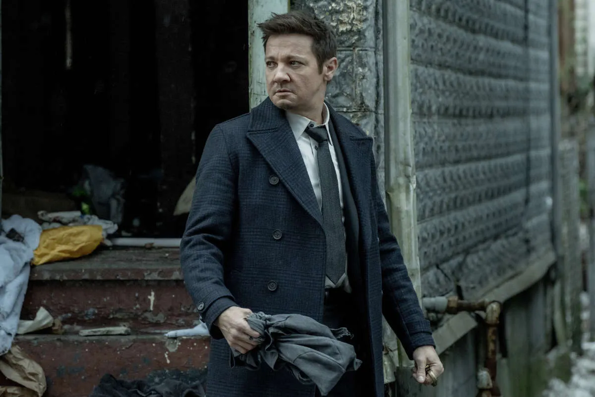 Jeremy Renner w serialu "Mayor of Kingstown"