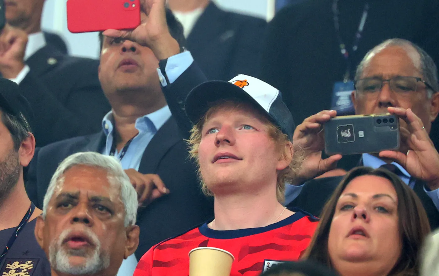 Euro 2024. Ed Sheeran i Adele wspierali Anglików na stadionie w Dortmundzie