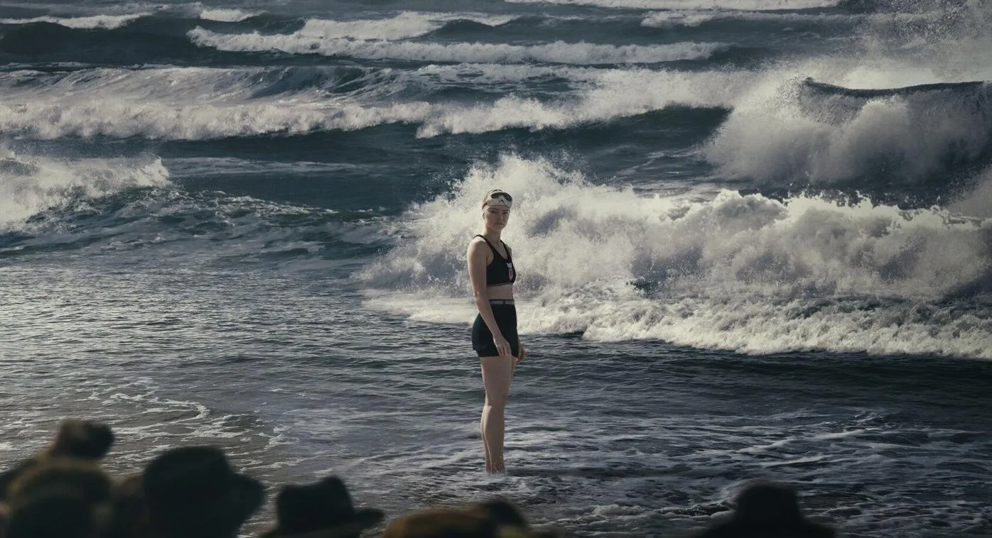 Powstał film o pierwszej kobiecie, która przepłynęła kanał La Manche. Gdzie obejrzeć?