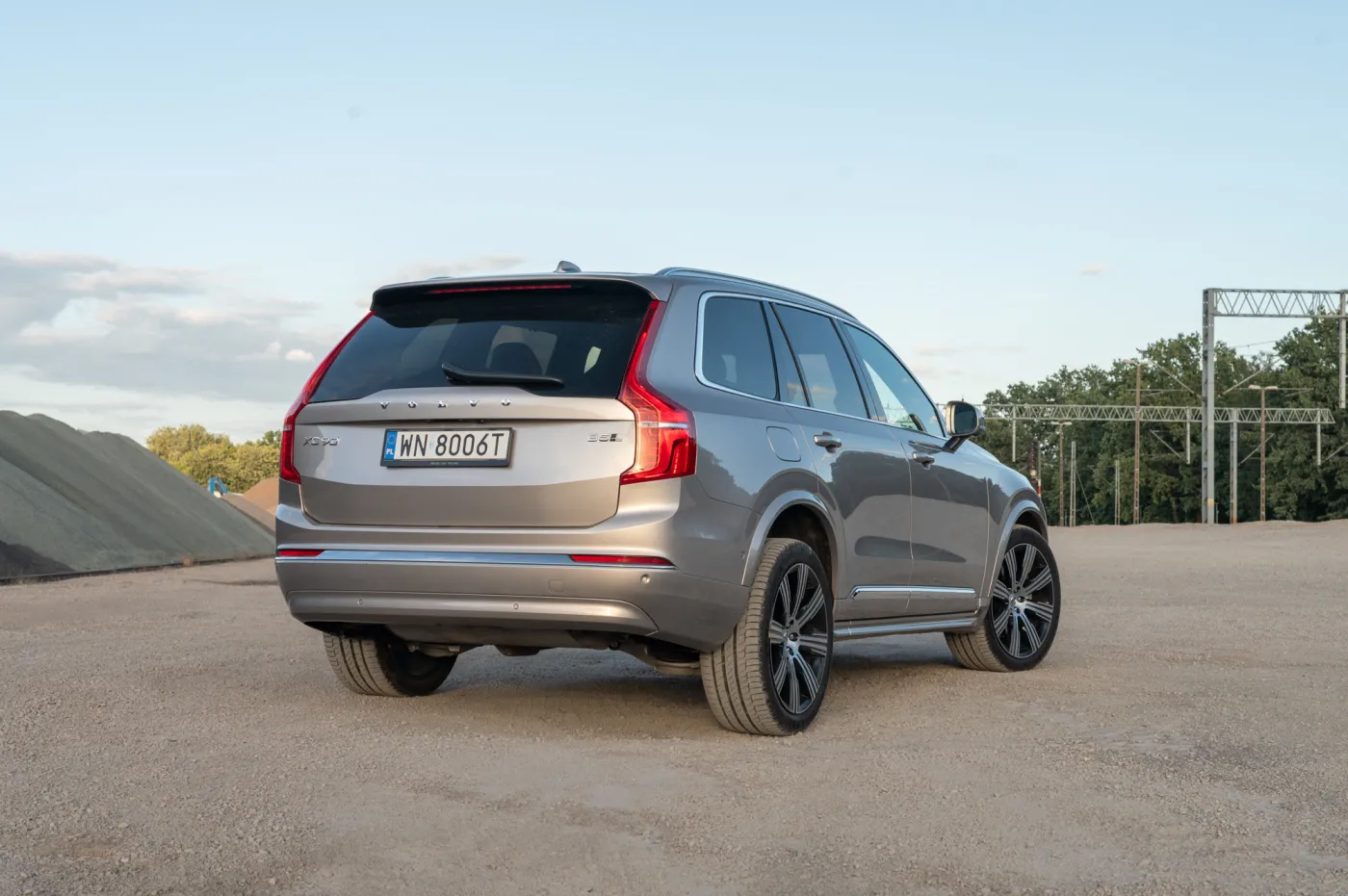 volvo-xc90-38266288.jpg